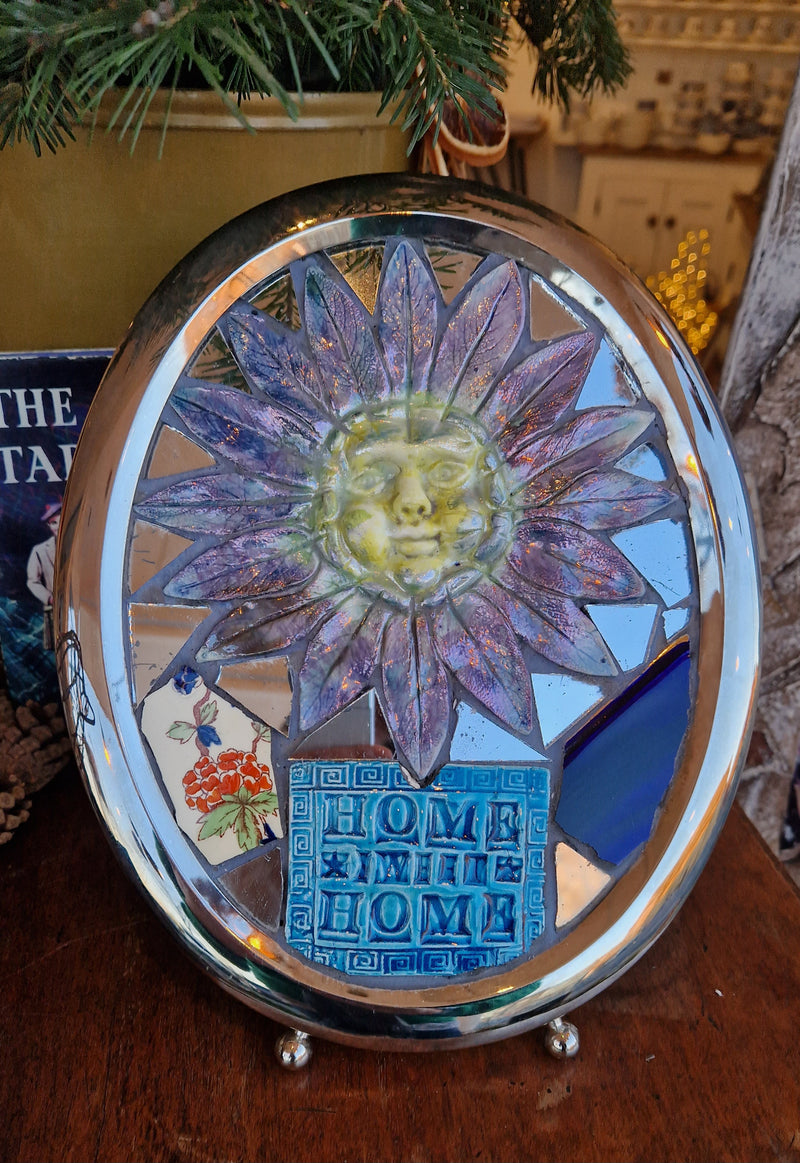 Green Woman Home Sweet Home Mirror Mosaic 2023 av Philip Hardaker
