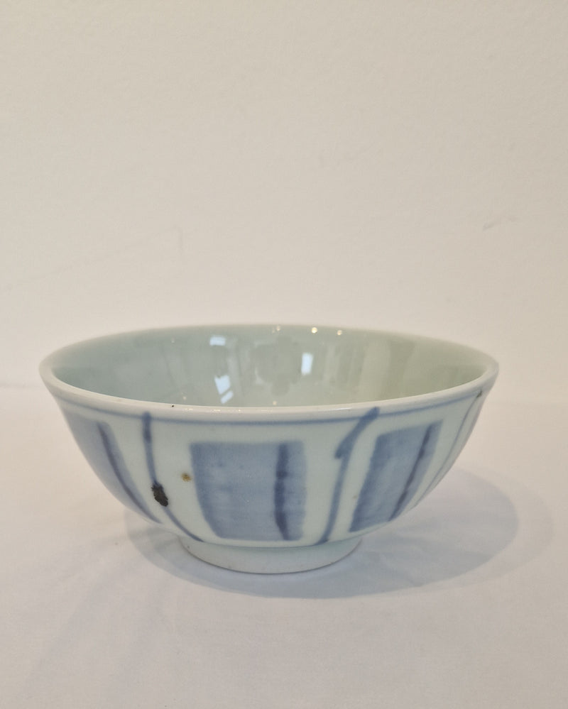 SP2504 Blue decorated Footed Dish by Studio Potter