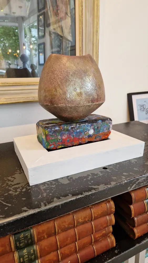 SOCSM3 Pink Gold Vessel by Stephen Murfitt Ceramics from Barewall Art Gallery