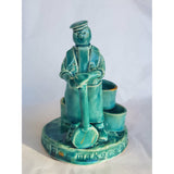 Saggar Maker Ceramic Figures 2022 av Ian Tinsley Pottery